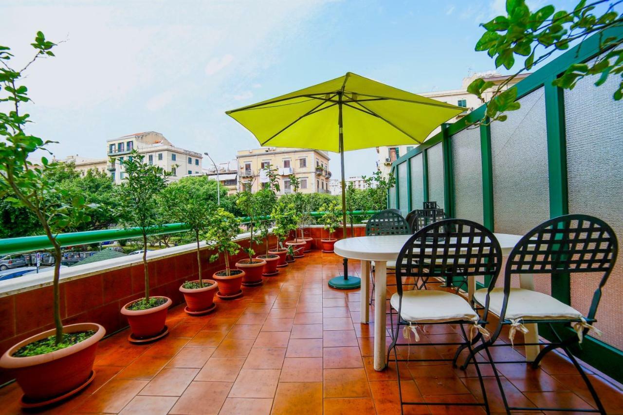 Appartamento Amazing Politeama House Palermo Esterno foto